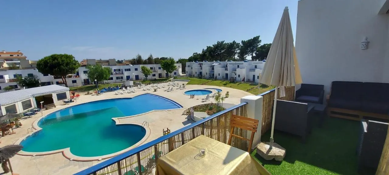 Alvor Balcony With Pool By Homing Apartment
