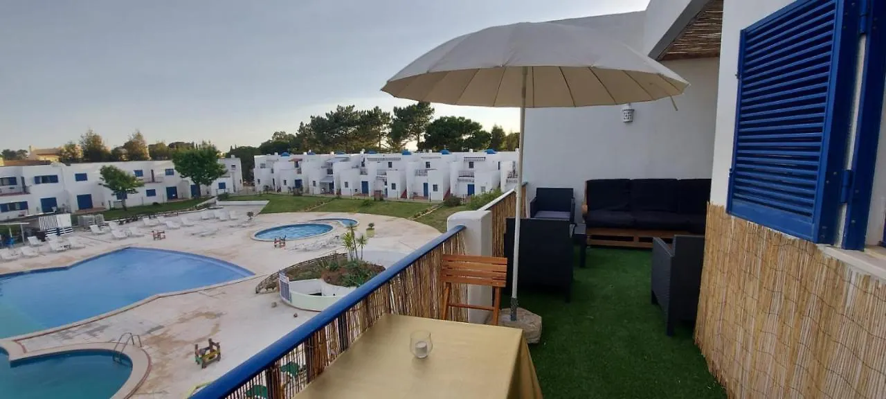 Apartment Alvor Balcony With Pool By Homing